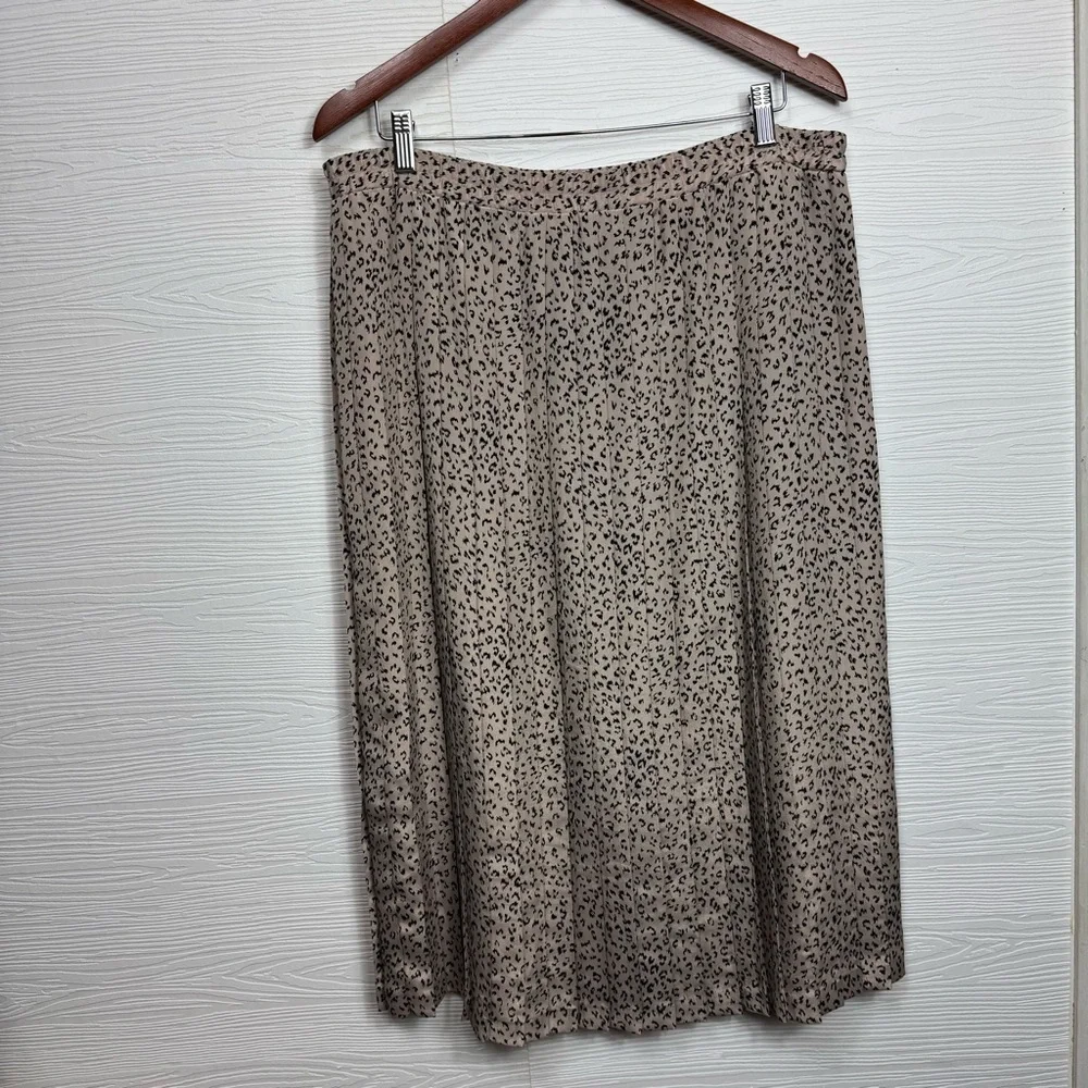 Vintage‎ Andrea Gayle Pleated Leopard printed Skirt